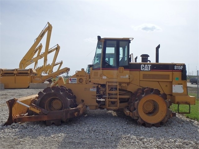 Compactadoras Suelos Y Rellenos Caterpillar 815F