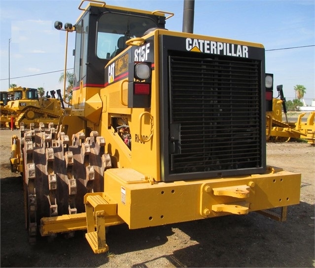 Compactadoras Suelos Y Rellenos Caterpillar 815F usada en buen es Ref.: 1527629486529261 No. 3