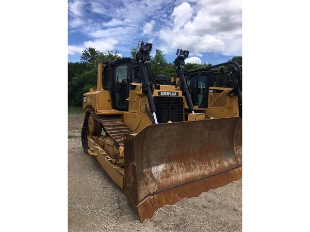 Dozers/tracks Caterpillar D6T