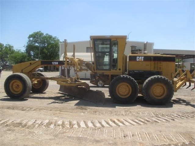 Motoconformadoras Caterpillar 120H seminueva en perfecto estado Ref.: 1528754627212884 No. 2