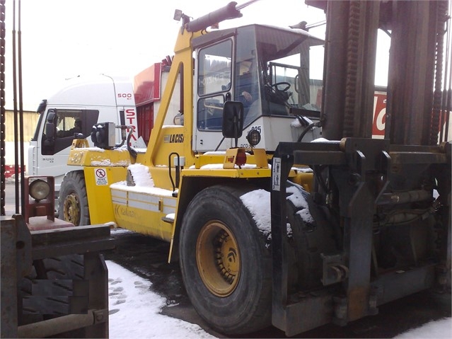 Montacargas Kalmar DCD320-12