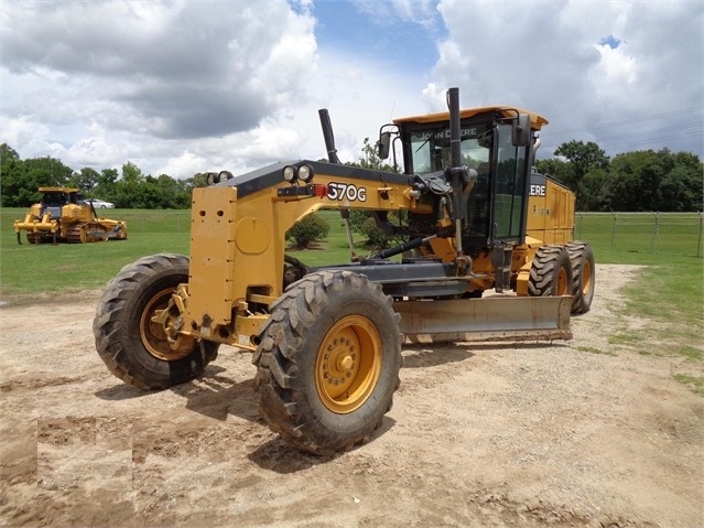 Motoconformadoras Deere 670G