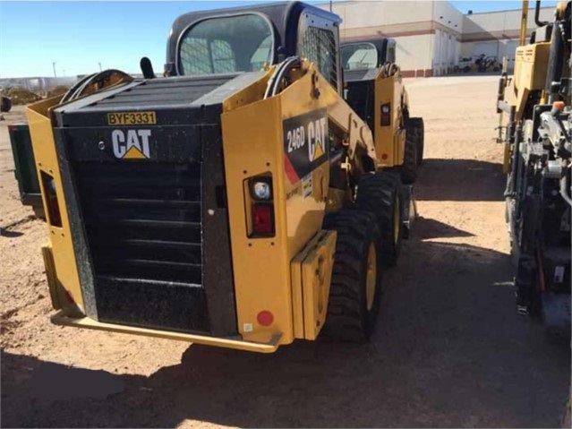 Minicargadores Caterpillar 246D de medio uso en venta Ref.: 1529001903885621 No. 3