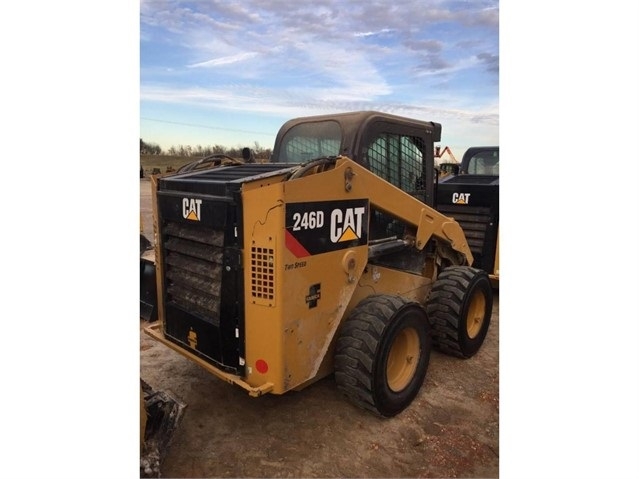 Minicargadores Caterpillar 246D seminueva en perfecto estado Ref.: 1529078382810314 No. 3