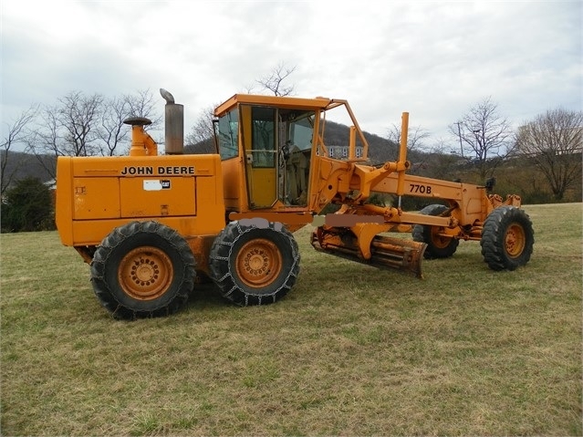 Motoconformadoras Deere 770B