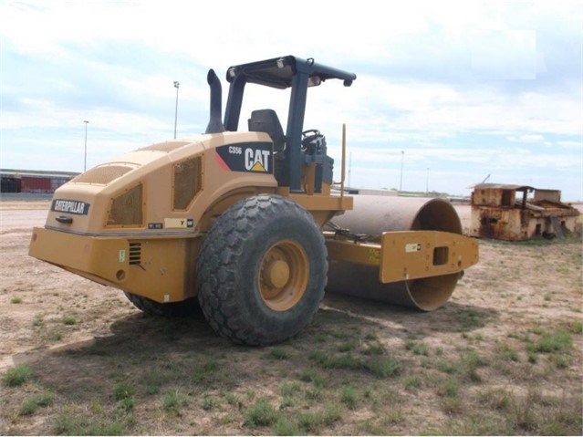 Compactadora Vibratoria Caterpillar CS56 de segunda mano Ref.: 1529619666016681 No. 4