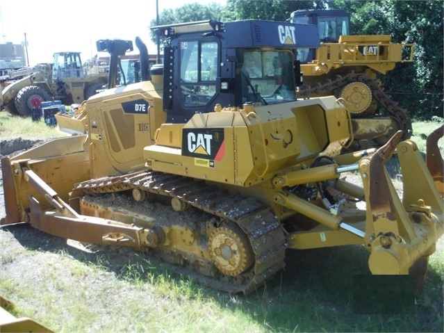 Tractores Sobre Orugas Caterpillar D7E de importacion a la venta Ref.: 1529619923535385 No. 3