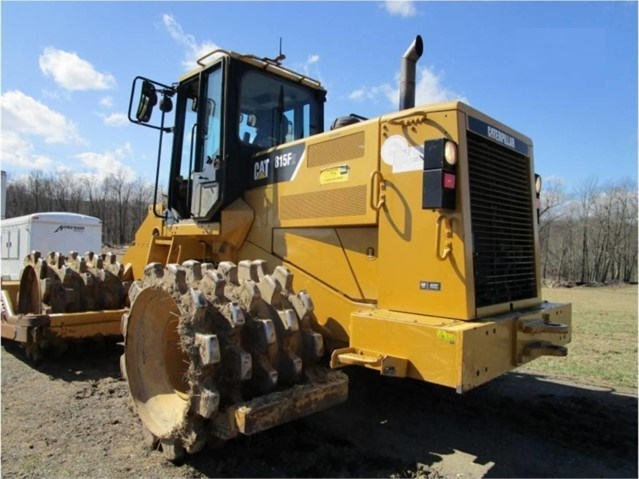 Compactadoras Suelos Y Rellenos Caterpillar 815F usada Ref.: 1529976649470311 No. 3