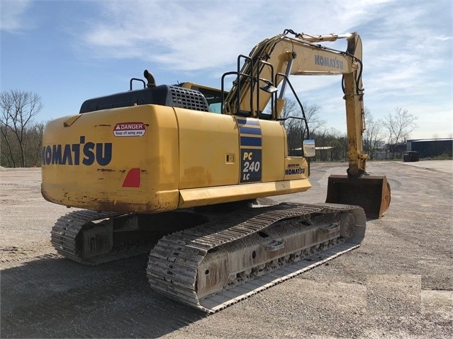 Excavadoras Hidraulicas Komatsu PC240 LC en venta Ref.: 1530552173289434 No. 4