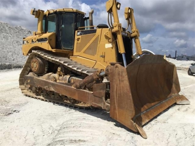 Dozers/tracks Caterpillar D8T