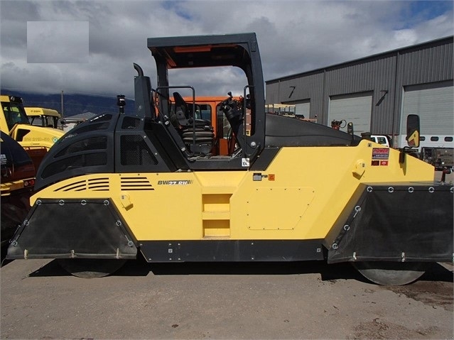 Compactadora Con Llantas Bomag BW27 seminueva en venta Ref.: 1531150838298034 No. 2