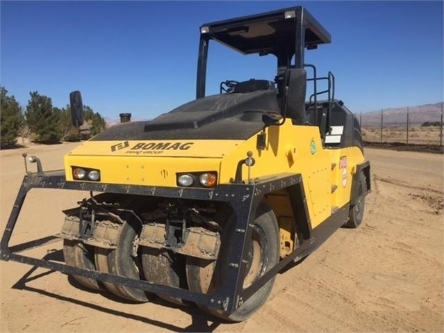 Compactadora Con Llantas Bomag BW27 en venta, usada Ref.: 1531151526849470 No. 3