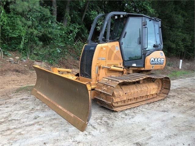 Dozers/tracks Case 750L