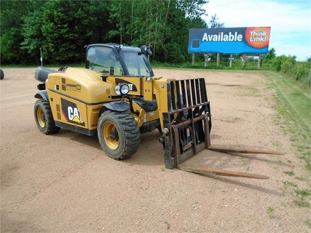 Manipulador Telescopico Caterpillar TH255C de medio uso en venta Ref.: 1531760308790095 No. 2