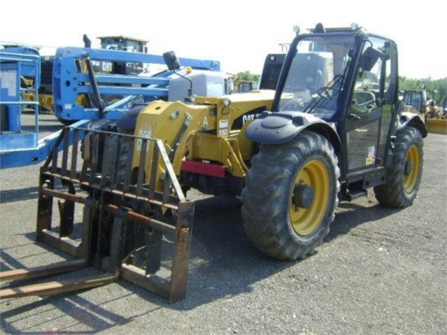 Telehandler Caterpillar TH407