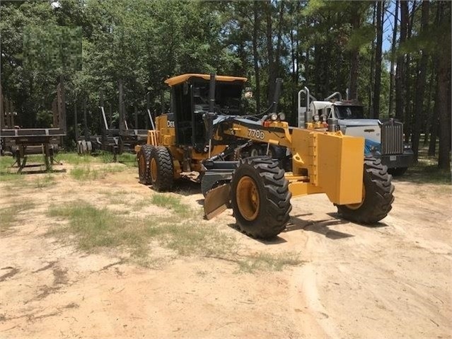 Motoconformadoras Deere 770D de segunda mano Ref.: 1531767845811914 No. 4