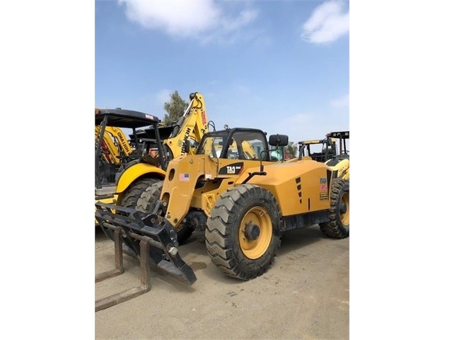 Telehandler Caterpillar TH406