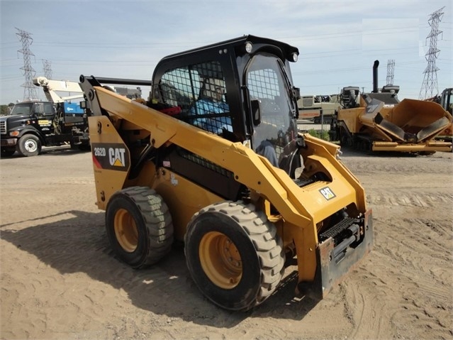 Minicargadores Caterpillar 262D seminueva en perfecto estado Ref.: 1532547636809468 No. 2