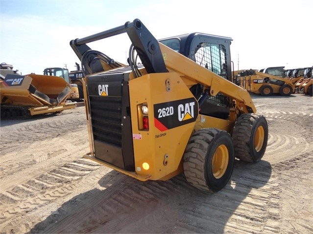 Minicargadores Caterpillar 262D en buenas condiciones Ref.: 1532553907306372 No. 3