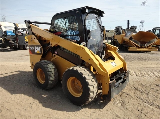 Minicargadores Caterpillar 262D en buenas condiciones Ref.: 1532554276847187 No. 2