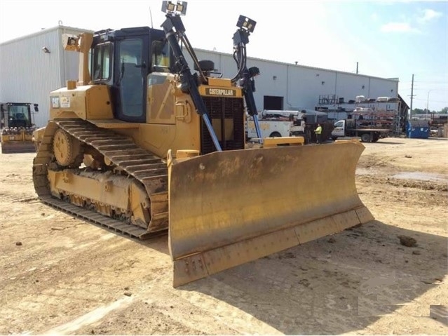 Dozers/tracks Caterpillar D6T