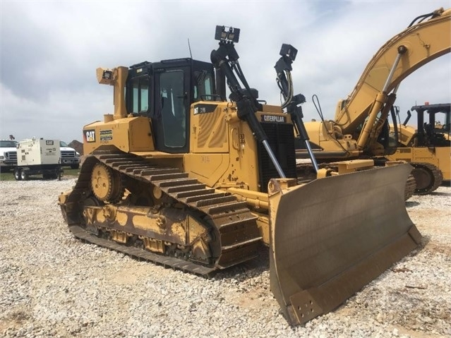 Dozers/tracks Caterpillar D6T