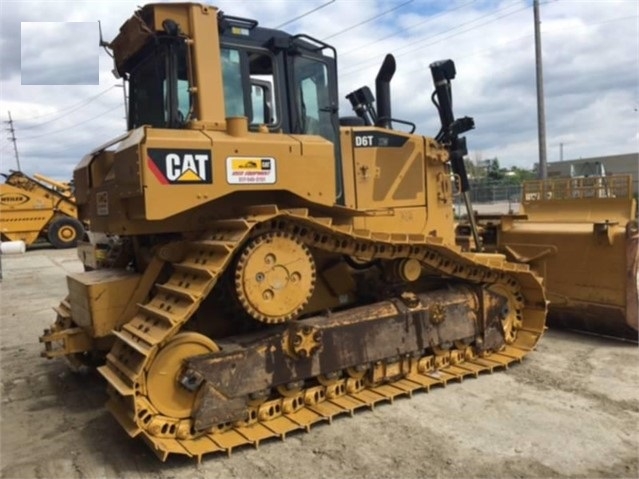 Tractores Sobre Orugas Caterpillar D6T de segunda mano en venta Ref.: 1533576133688026 No. 4