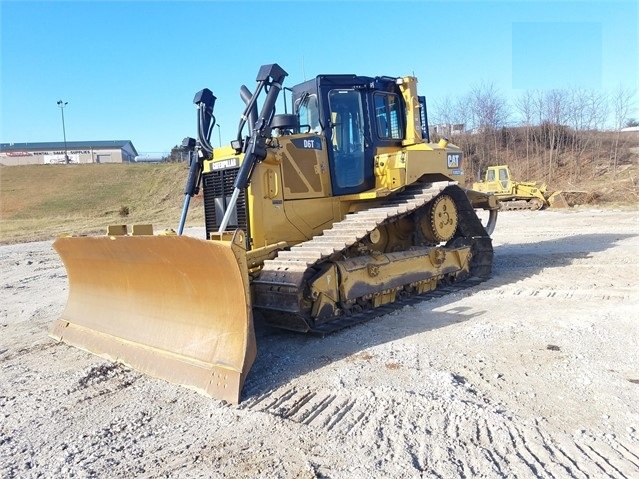 Dozers/tracks Caterpillar D6T