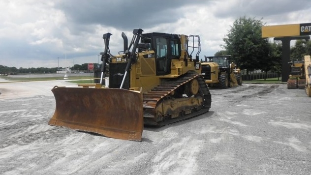 Dozers/tracks Caterpillar D6T