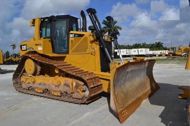 Tractores Sobre Orugas Caterpillar D6T