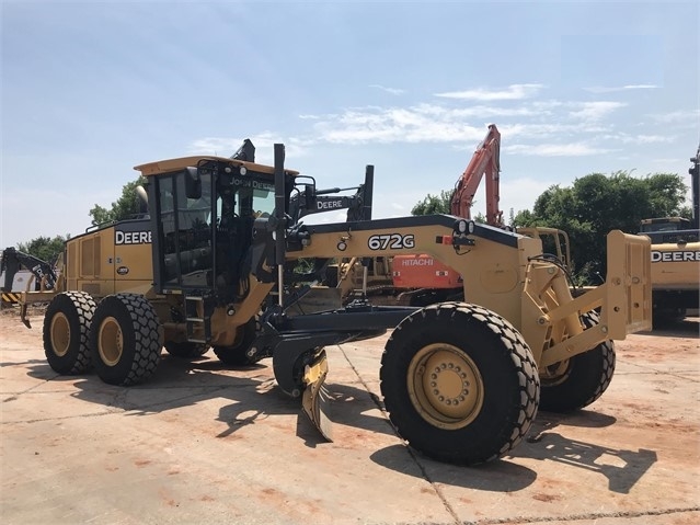 Motoconformadoras Deere 672G en buenas condiciones Ref.: 1533667623686496 No. 2