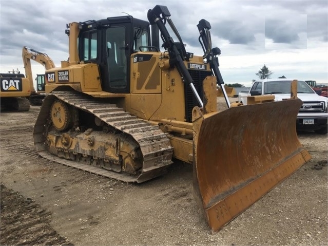 Dozers/tracks Caterpillar D6T