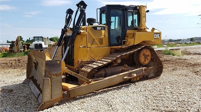 Dozers/tracks Caterpillar D6T