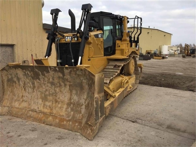 Dozers/tracks Caterpillar D6T