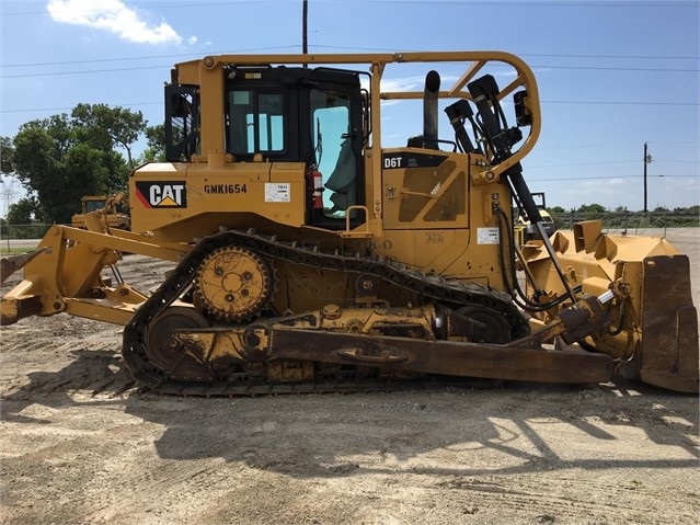 Tractores Sobre Orugas Caterpillar D6T de medio uso en venta Ref.: 1533826647169106 No. 2