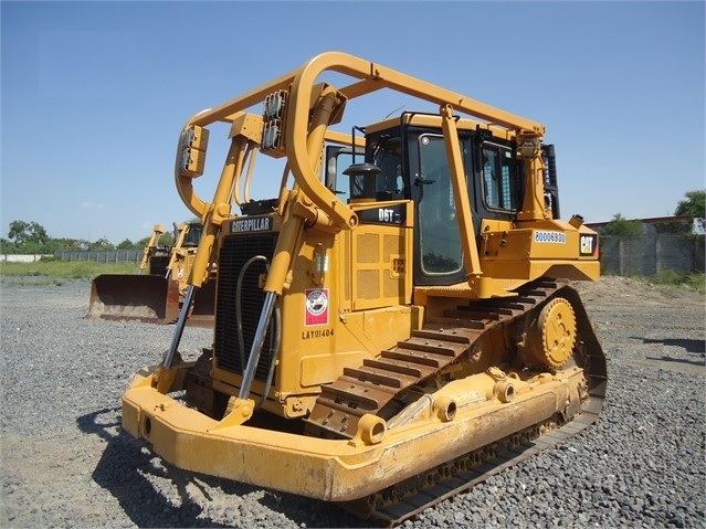 Tractores Sobre Orugas Caterpillar D6T