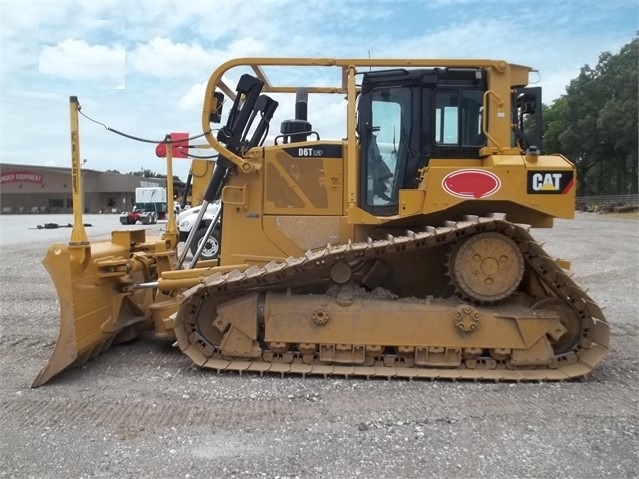 Tractores Sobre Orugas Caterpillar D6T en venta, usada Ref.: 1533925112386334 No. 2