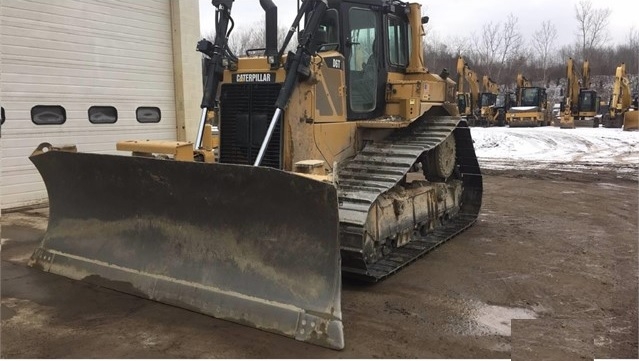 Dozers/tracks Caterpillar D6T