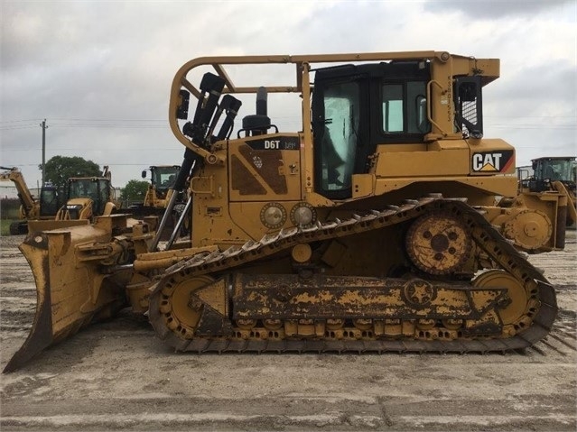 Tractores Sobre Orugas Caterpillar D6T