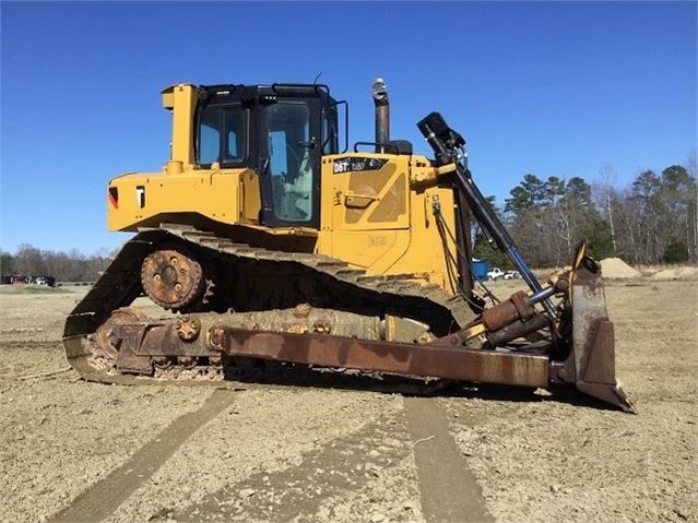 Dozers/tracks Caterpillar D6T