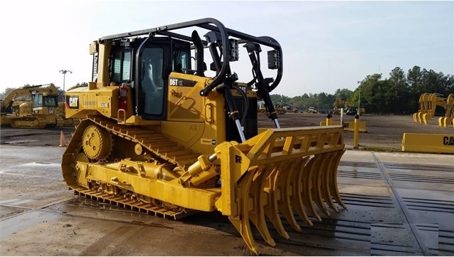 Tractores Sobre Orugas Caterpillar D6T usada a buen precio Ref.: 1534435552994654 No. 2