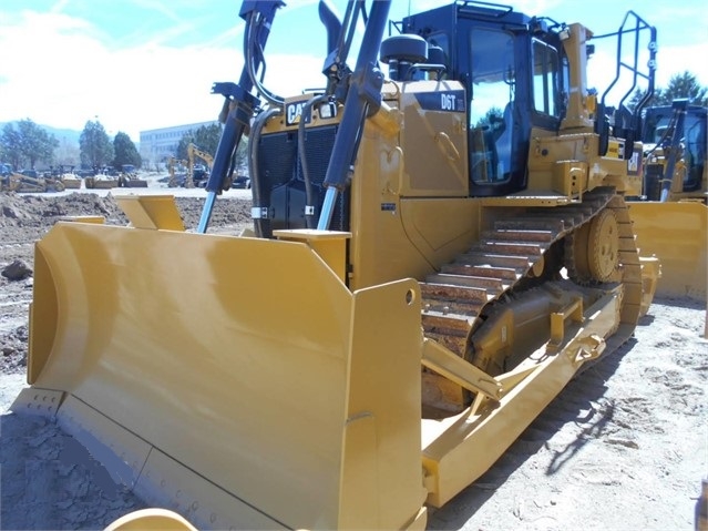 Tractores Sobre Orugas Caterpillar D6T seminueva en venta Ref.: 1534440101406475 No. 2