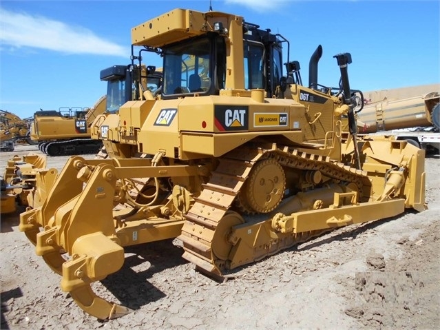 Tractores Sobre Orugas Caterpillar D6T seminueva en venta Ref.: 1534440101406475 No. 3