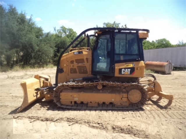 Dozers/tracks Caterpillar D5K