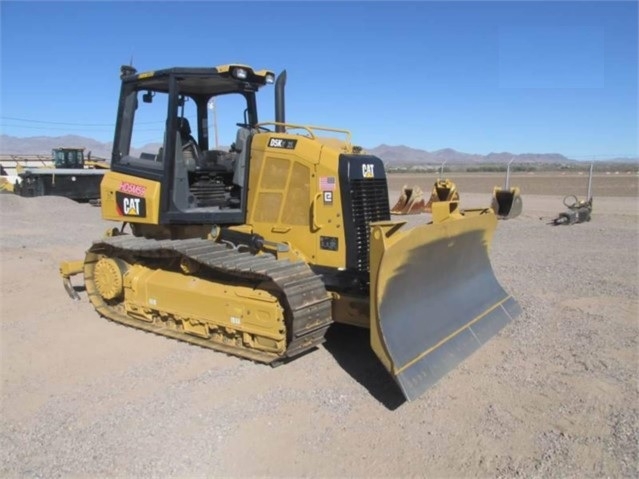 Dozers/tracks Caterpillar D5K