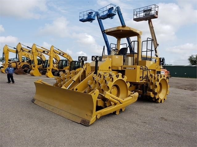 Compactadoras Suelos Y Rellenos Caterpillar 815B