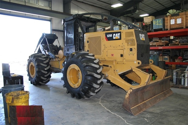 Forest Machines Caterpillar 525D