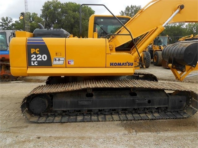 Excavadoras Hidraulicas Komatsu PC220 de segunda mano en venta Ref.: 1536250832686232 No. 3