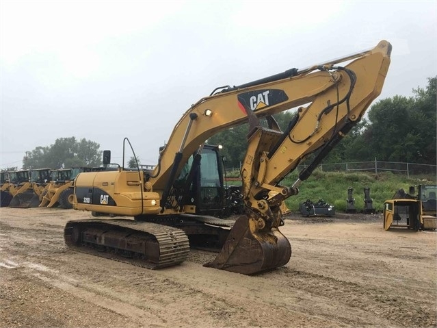 Excavadoras Hidraulicas Caterpillar 320DL seminueva en venta Ref.: 1536263841846239 No. 2