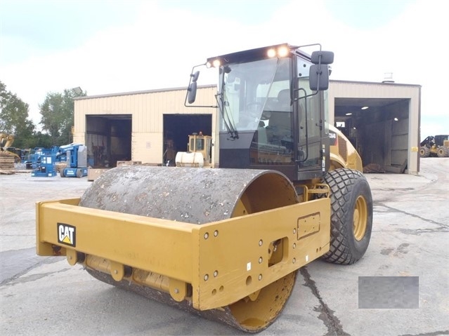 Compactadora Vibratoria Caterpillar CS64 importada Ref.: 1536636481581617 No. 2